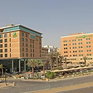 https://olaya-holiday-inn.hotelsriyadh.net